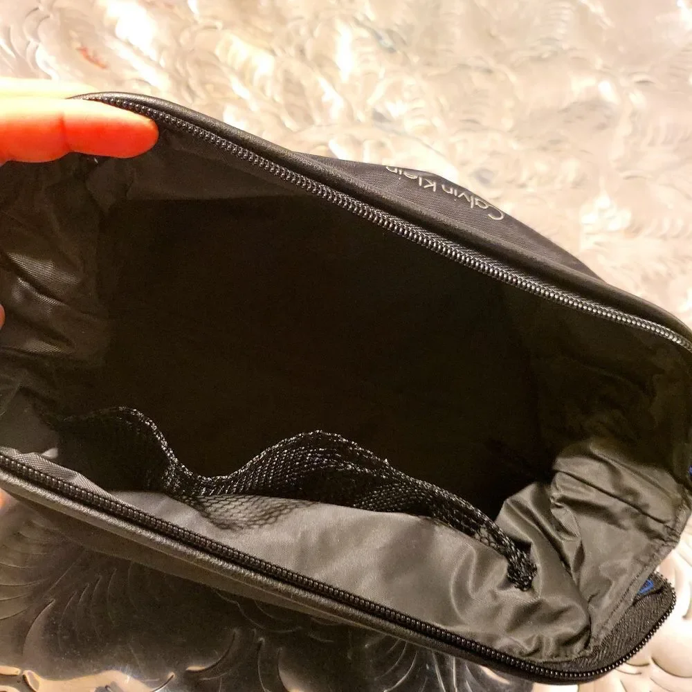 Men's calvin Klein toiletries bag NWOT